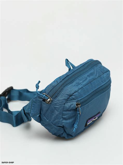 universal store bum bag